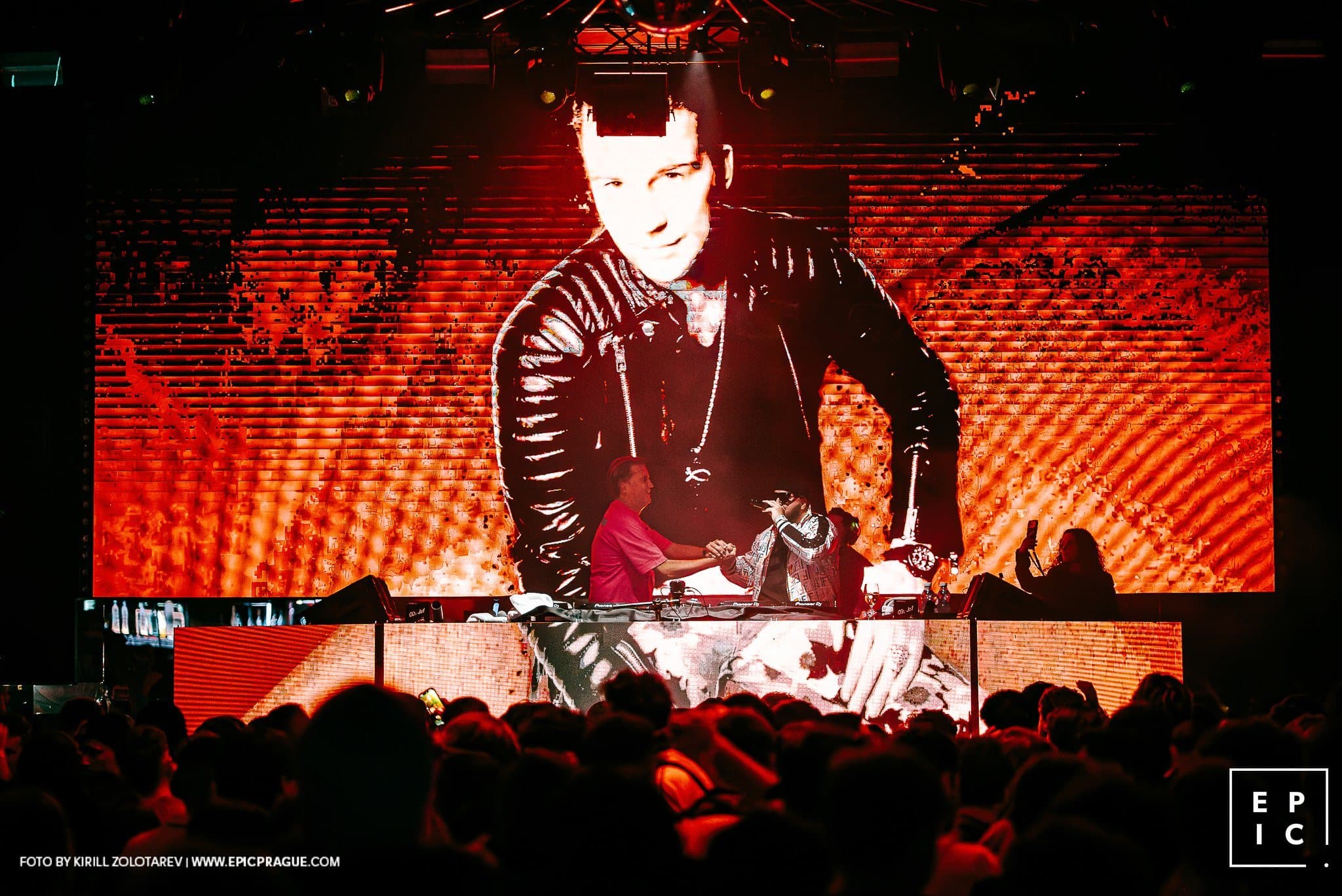 Armando on the big screen at EPIC Prague